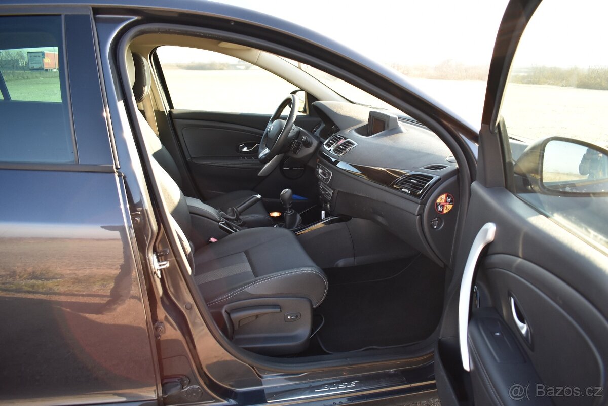 RENAULT MEGANE GRANDTOUR 1,9 DCi,EDICE BOSE,1.MAJ,TOP STAV - 12