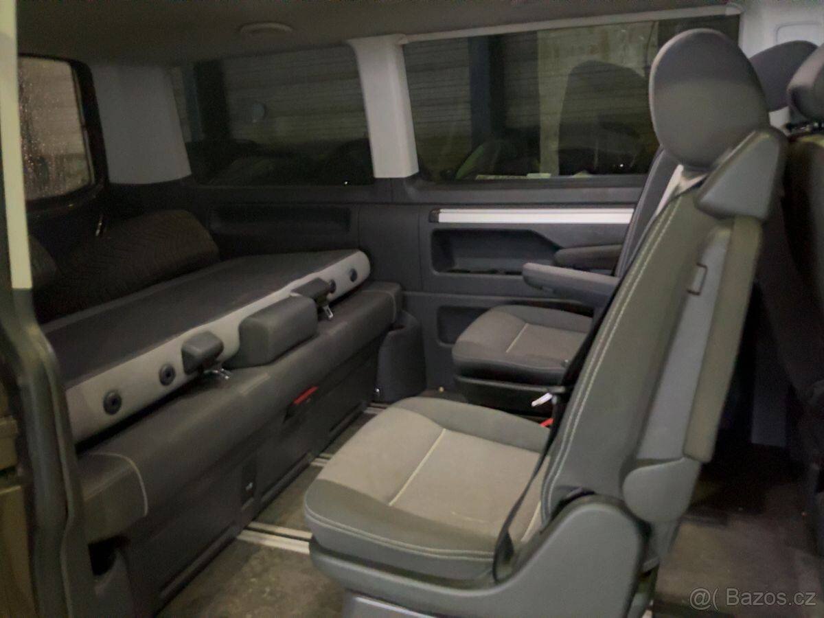 VW Multivan T5 2.0 TDI 103kW,7.sedadel,Webasto,Tažné. - 12