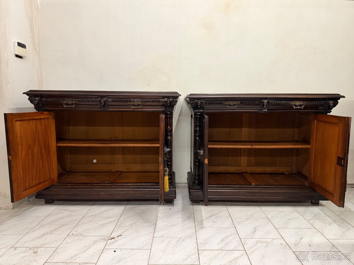 Starožitné skříně Henri II. - 12