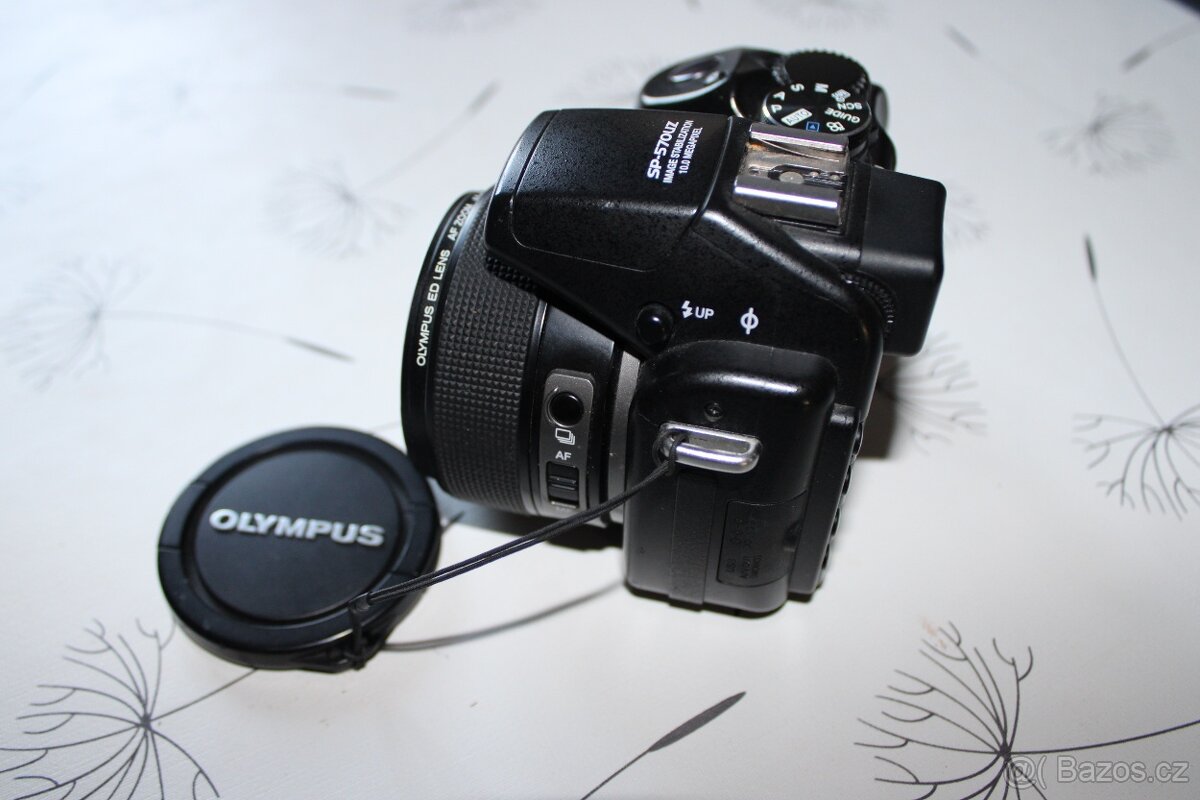OLYMPUS SP- 570UZ - 12