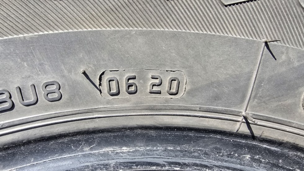 Letní pneu 215/70/15c Firestone - 12