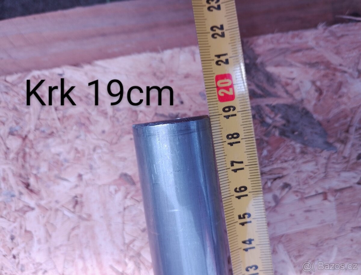 Odpružená vidlice SR Suntour XCM30, 29" - 12