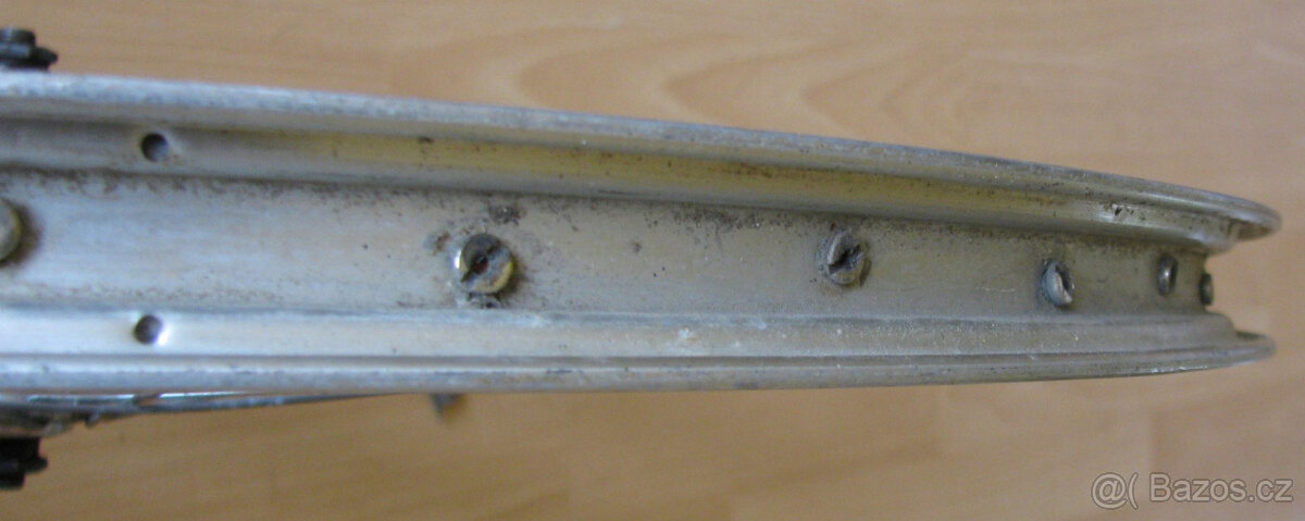 různé-HF, rádia, cyklo computery, blikačky na kolo, ... - 12