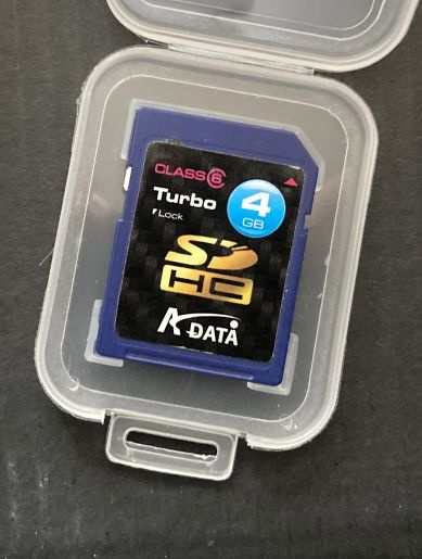 Bezzrcadlovka Olympus OM-D E-M10 II s příslušenstvím, Micro4 - 12