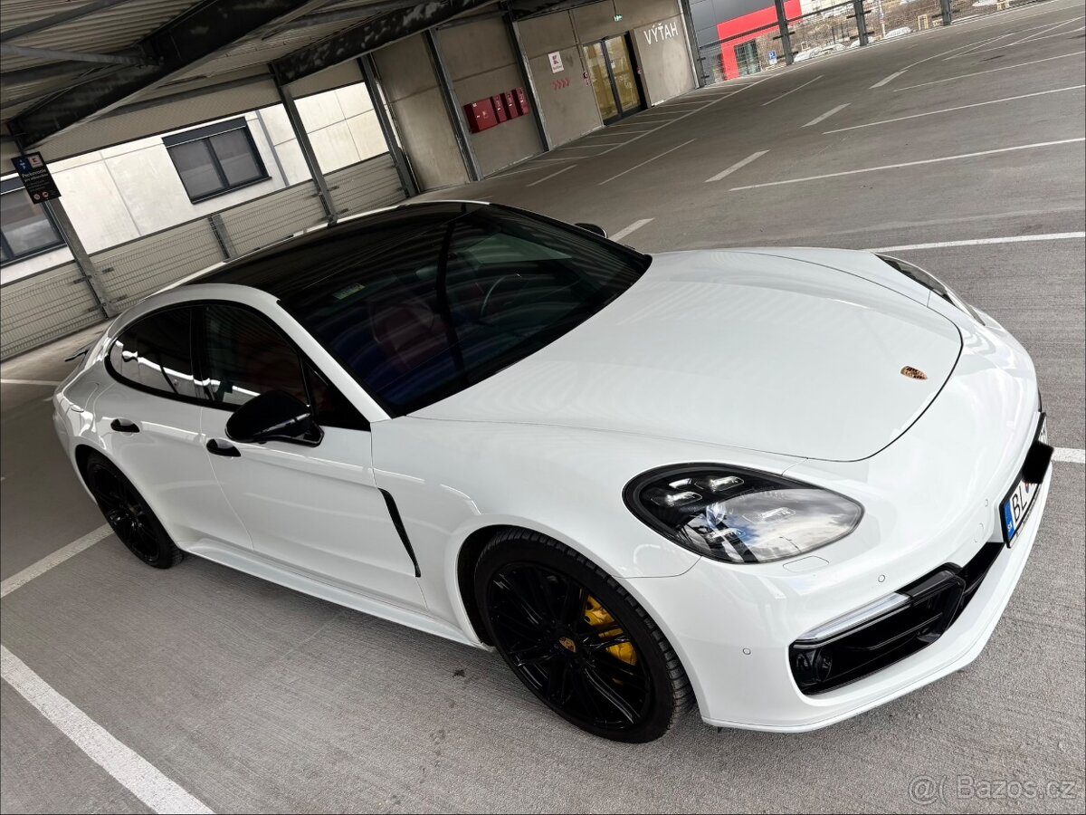 Porsche Panamera 4S 971 4.0D V8 - 12