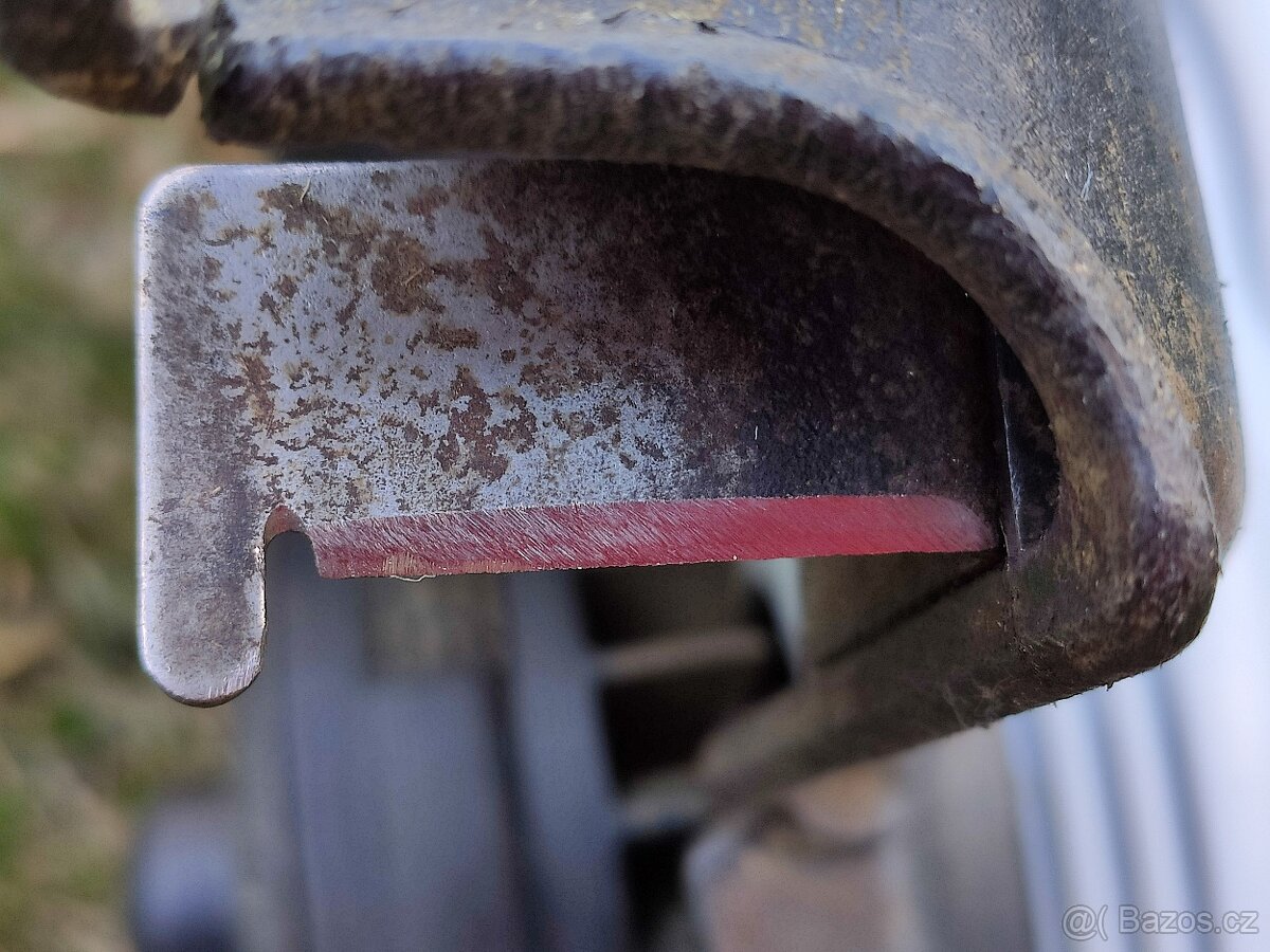 Elektrická strunová sekačka AL-KO TE 450 cena 1000,-Kč - 12