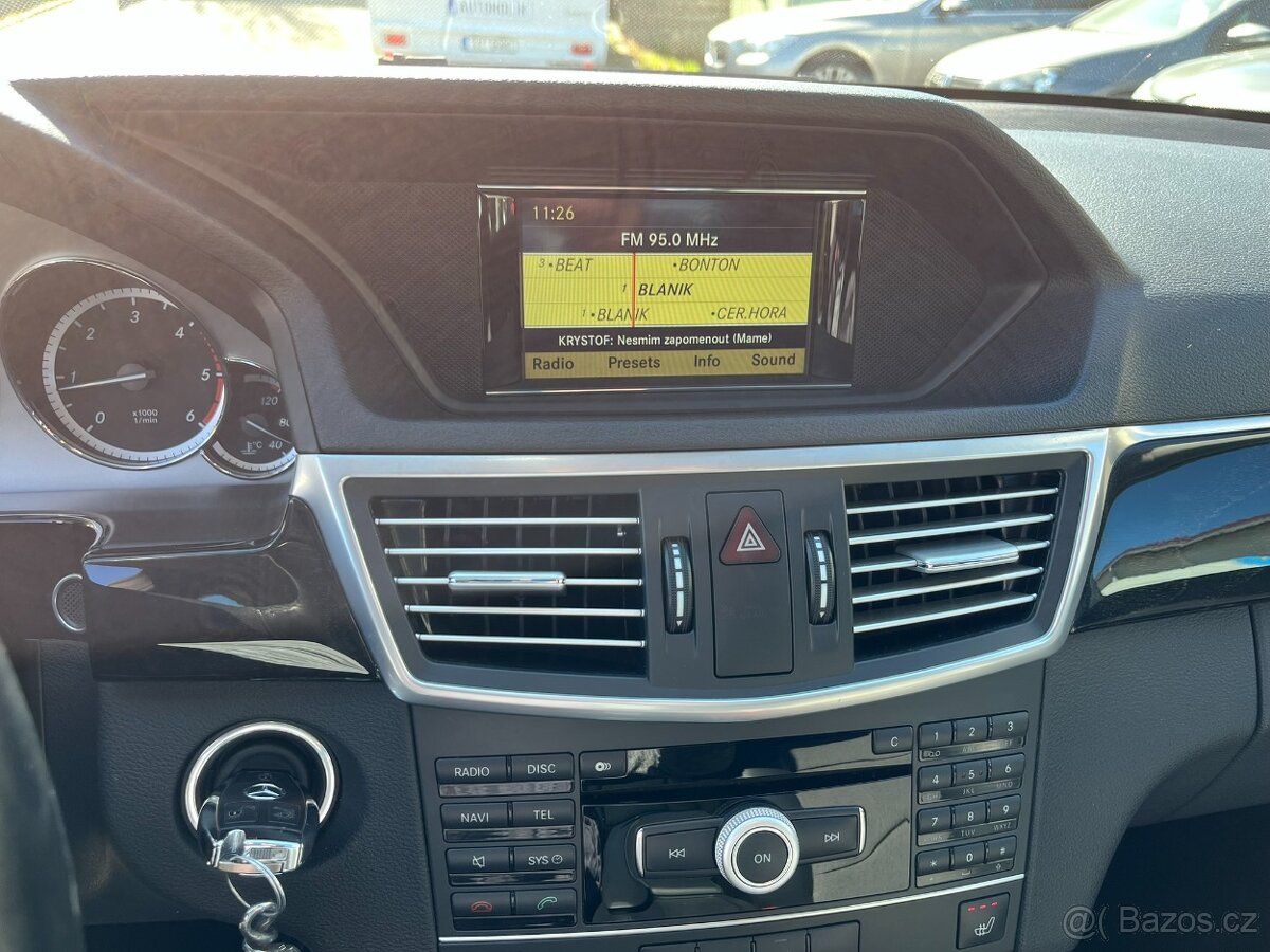 Mercedes-Benz E 2,1CDi 100kW Avantgarde 4/2011 - 12