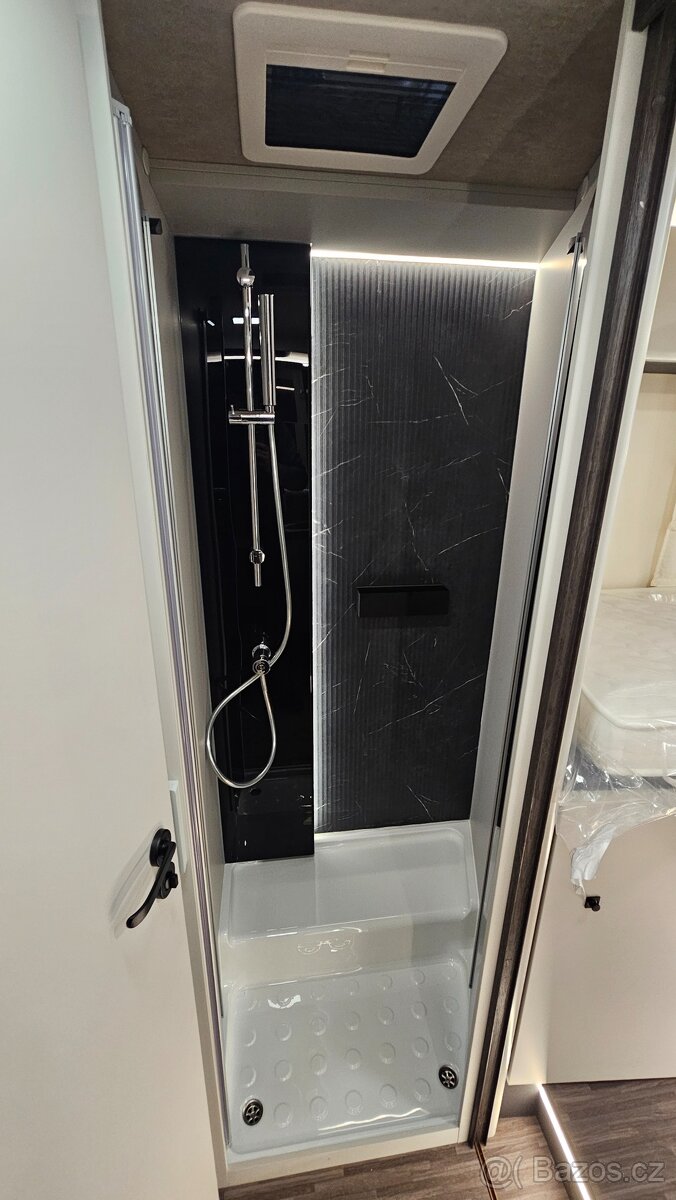 2025 180PS 3,5t Mobilvetta kea i86 AUTOMAT obytné auto - VIP - 12