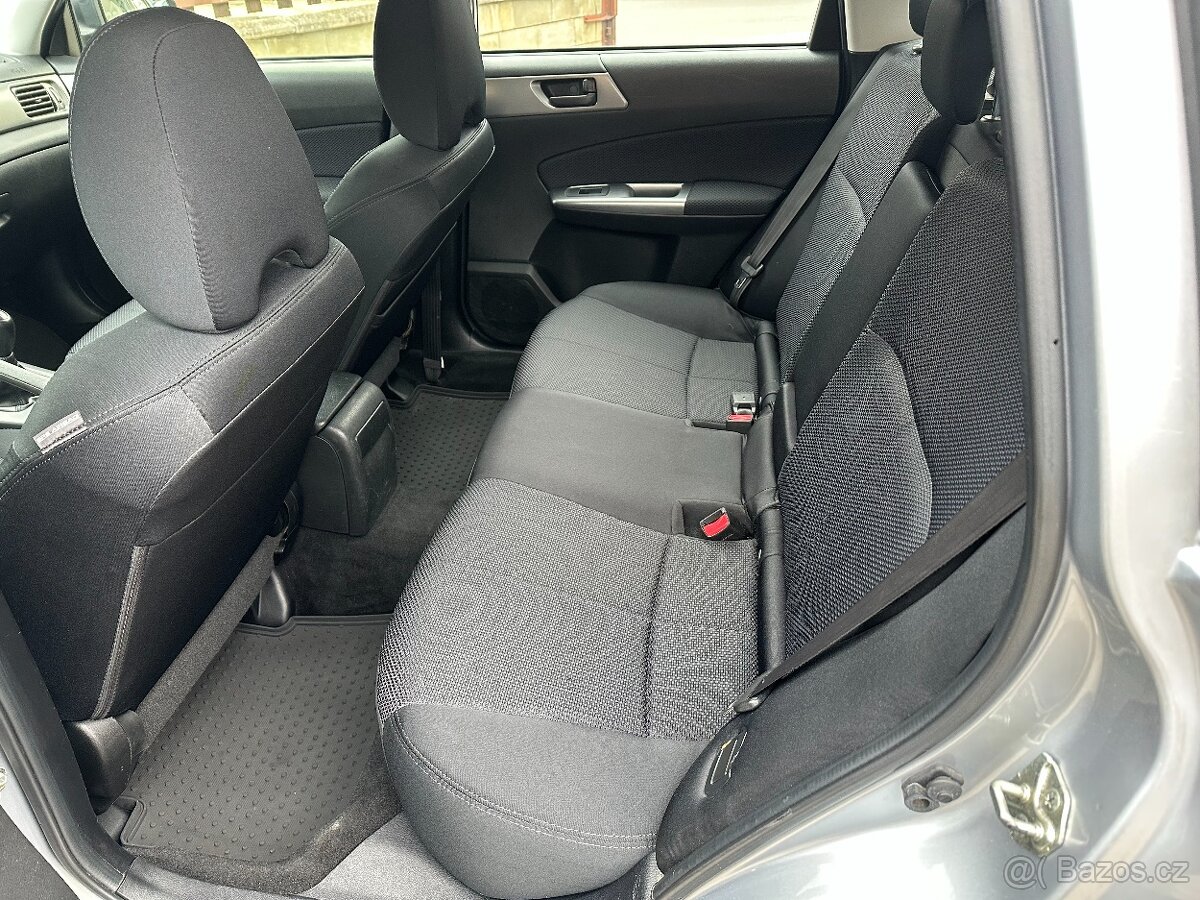 Subaru Forester 2.0 110kW 2013 139314km Trend TAŽNÉ - 12