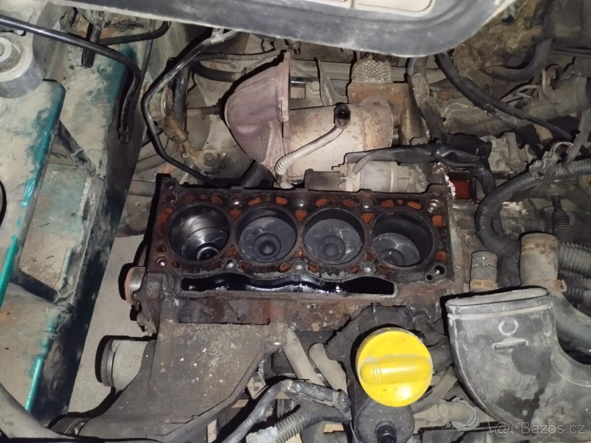 Prodám Opel Vivaro 1.9 DTI - 12