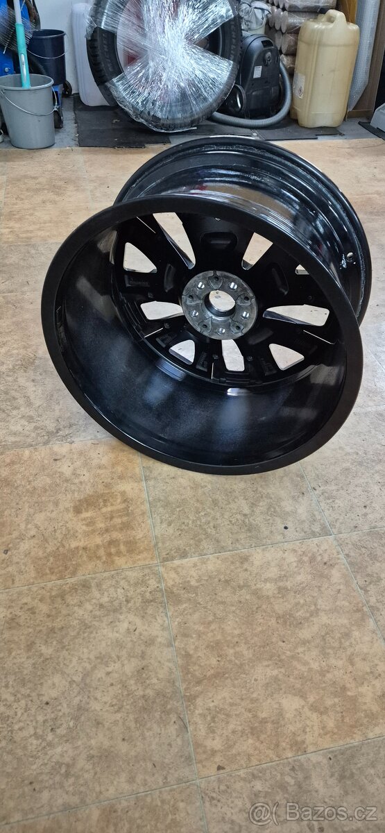 Originální alu disků BMW 7 G70 i7 G12 G11 10,5x21 ET44 - 12