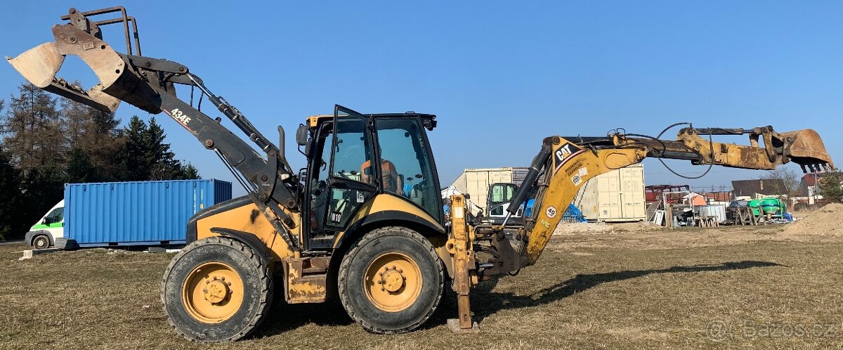 Kolový traktor-bagr Caterpillar 434E - 12