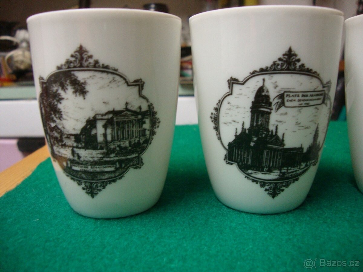 Starožitné porcelánové pohárky Berlín výroba Wallendorf top - 12