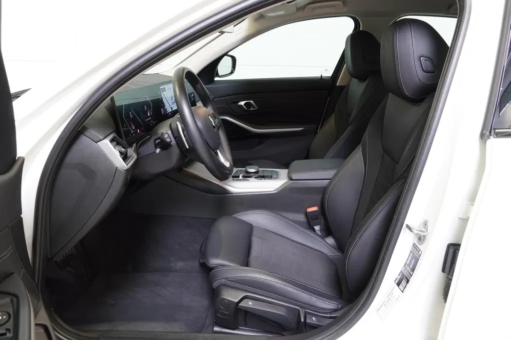 BMW Řada 3, 318i,Advantage,115kw,Led,ČR, - 12