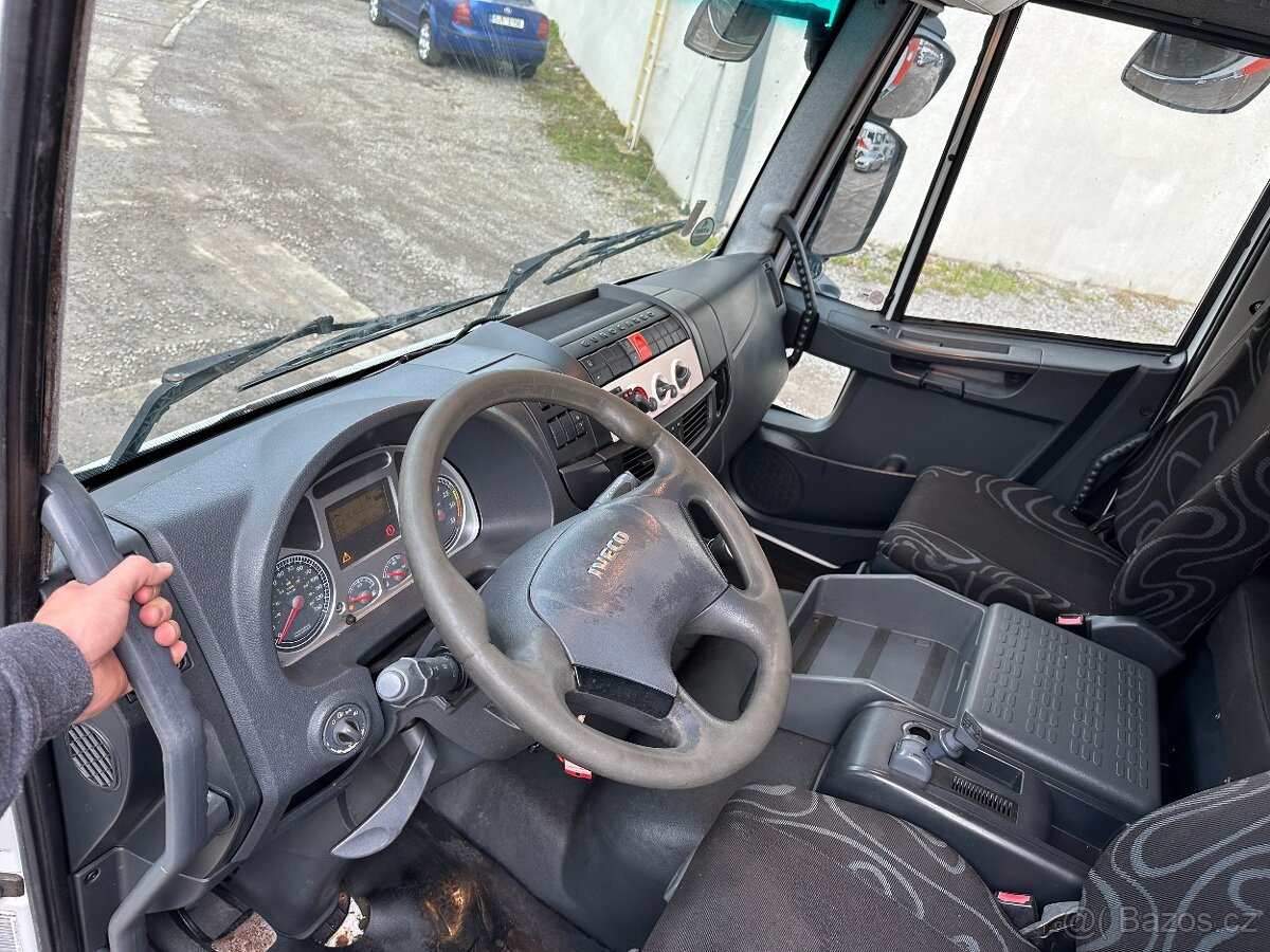 Iveco EUROCARGO 120E25 PLACHTA ČELO - 12