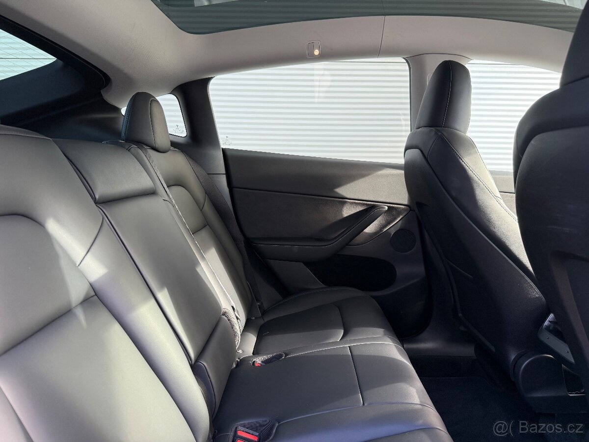 Tesla Model Y Long Range 4x4 záruka 2030 DPH - 12