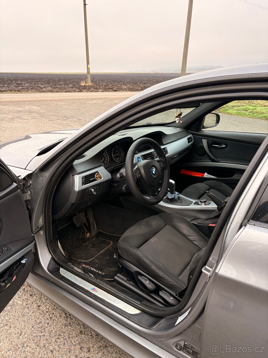 BMW e90 320d xDrive LCI 130kw AT - 12