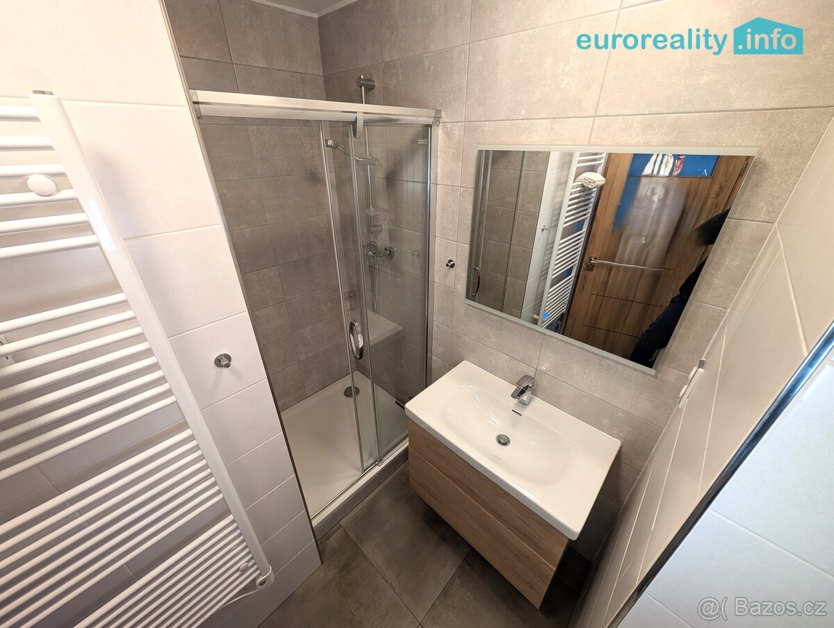 Prodej, byt 2+1, Strakonice, ul. Sokolovská - 12