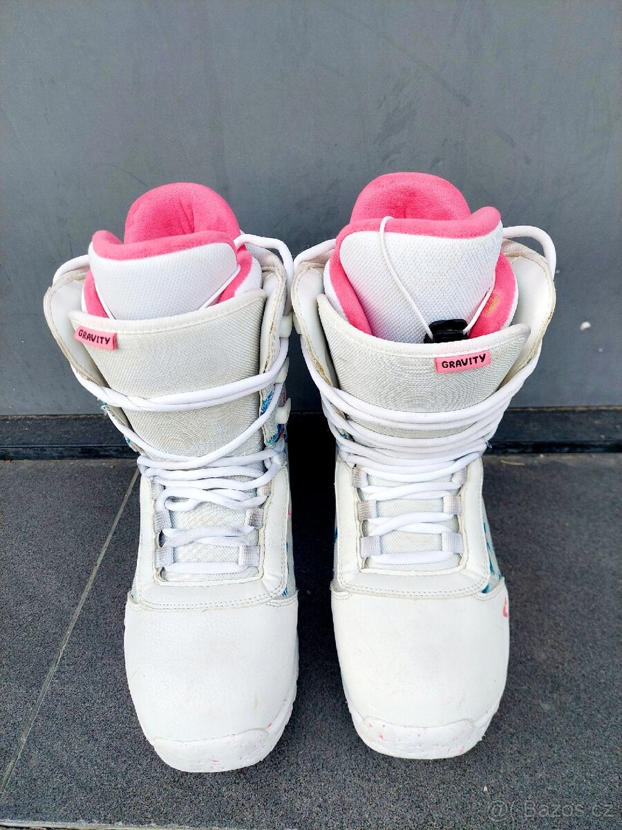 Snowboard GRAVITY, 140 cm + boty GRAVITY - 12