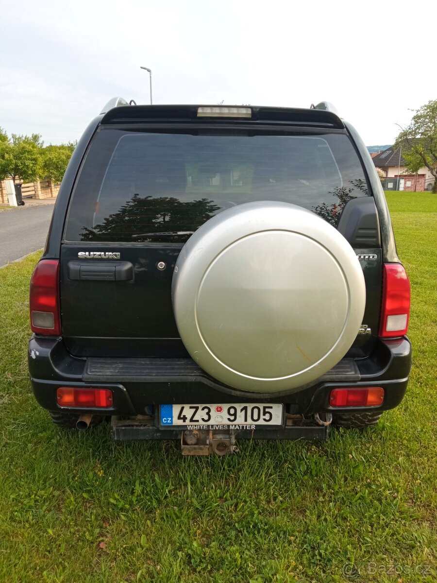 Suzuki Grand Vitara 2.0HDI - 12