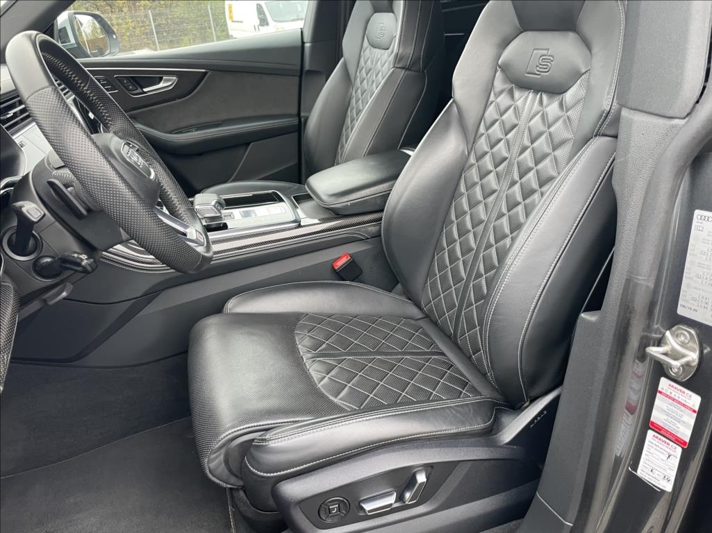 Audi SQ8 TDI quattro,ČR,B&O,1.Majitel,DPH,02/2020 - 12