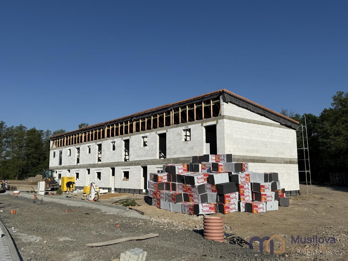 Prodej rodinného domu 91 m2, pozemek 350 m2 - 12