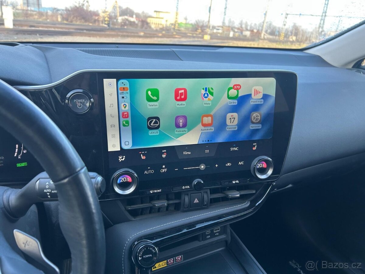 Lexus NX 450 + hybrid 2024. 11. měsíc - 12