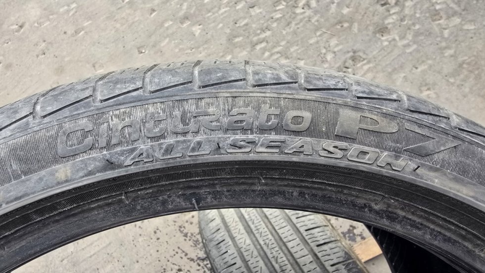 Letní pneu 225/40/19 PIrelli Run Flat - 12