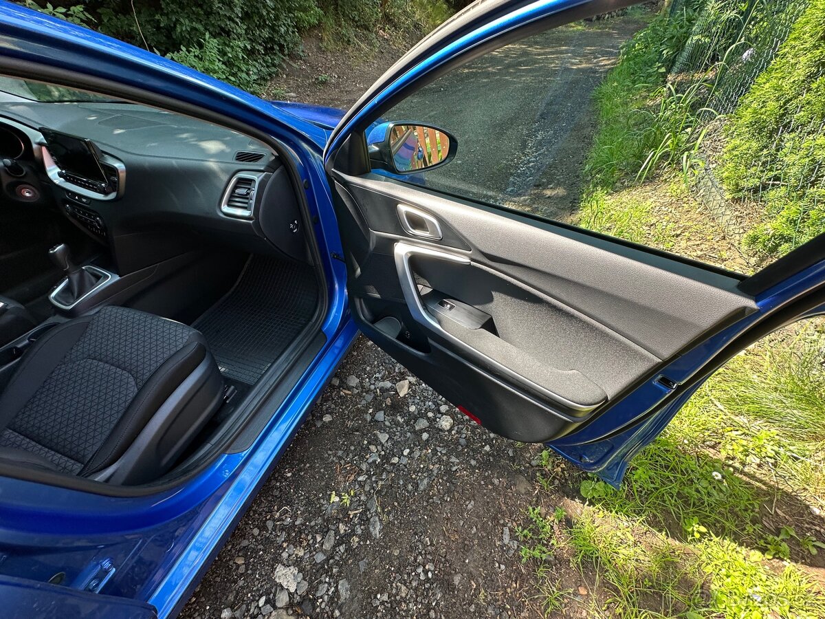 Prodám Kia ceed SW CD 1,5 T-GDI GPF SPIN - 12