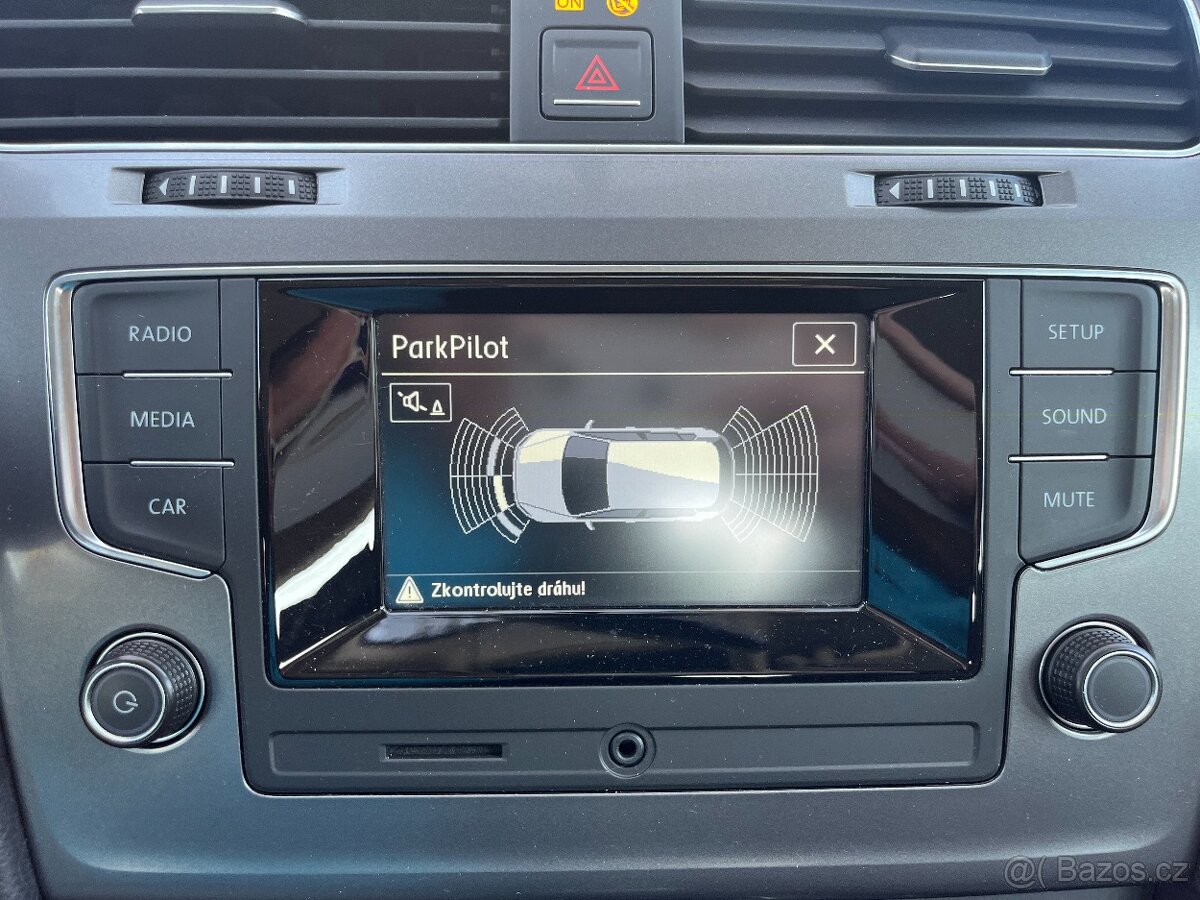 VW Golf 1,2 TSi P+Z Senzory, Klima - 12