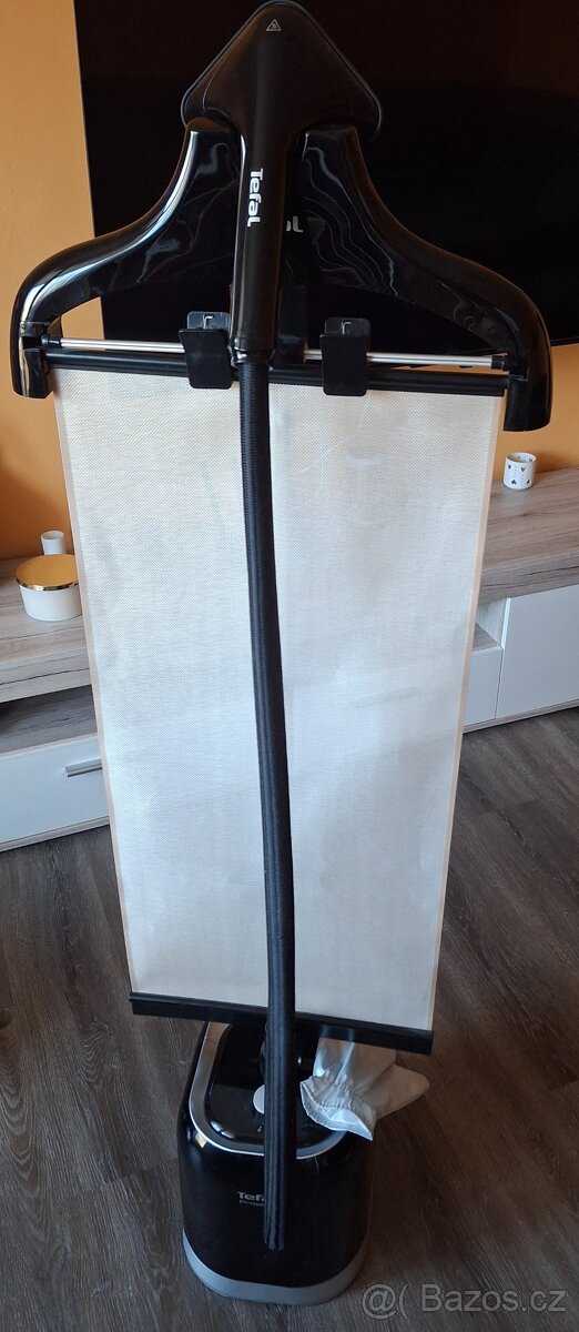 Napařovač oděvů Tefal - 12