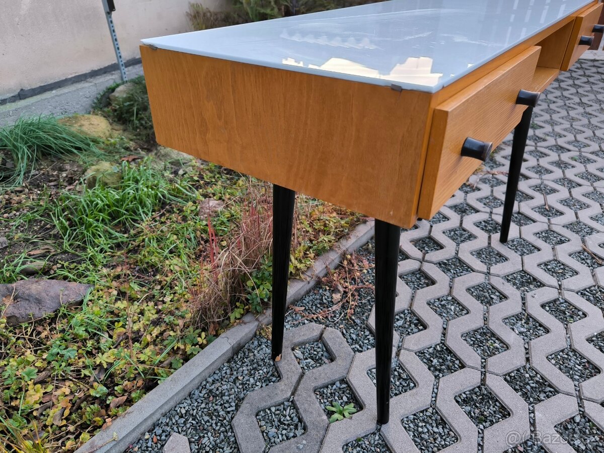 Retro toaletní stolek Mojmír Požár - 60. léta - 12