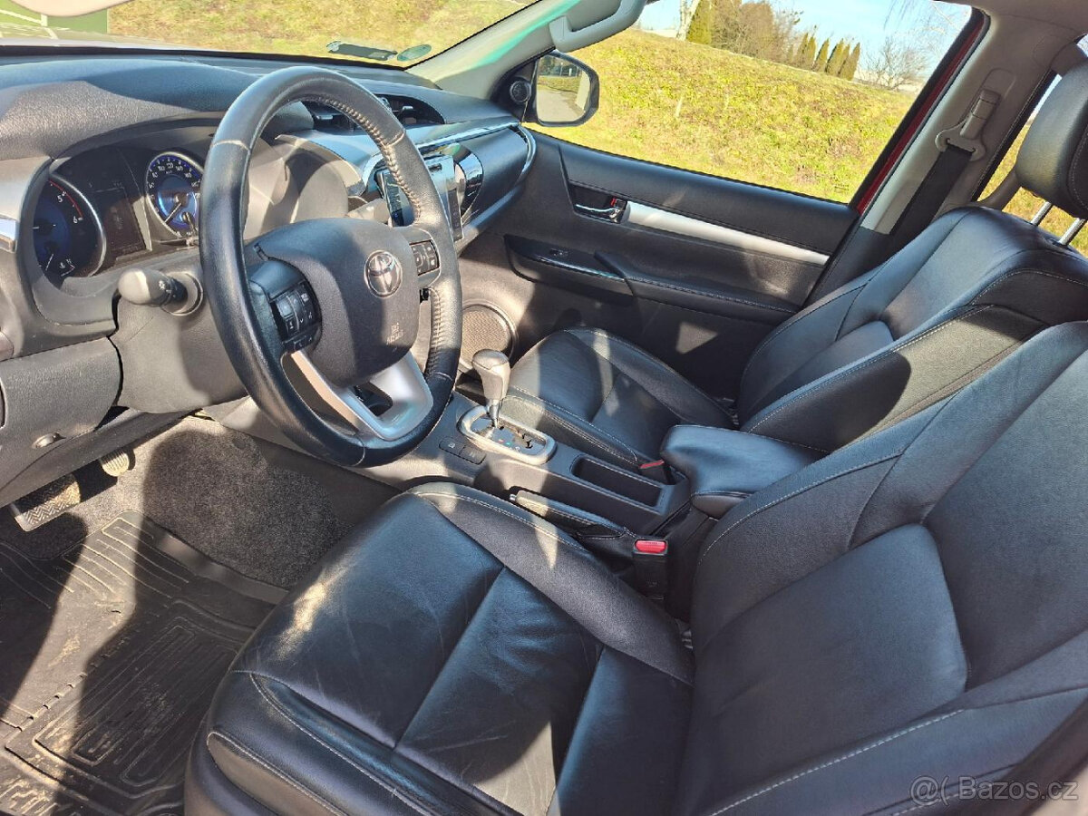 Toyota hilux 2,4 d4d automat 3/2018 max výbava - 12