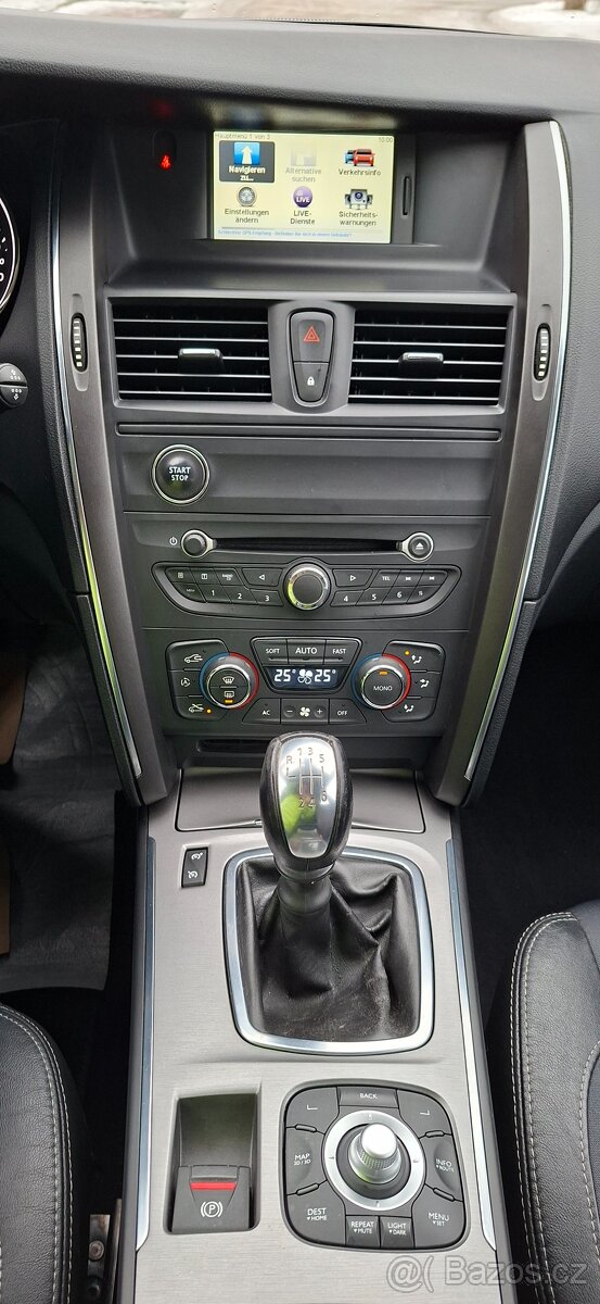 Renault Latitude 2.0dci - 12