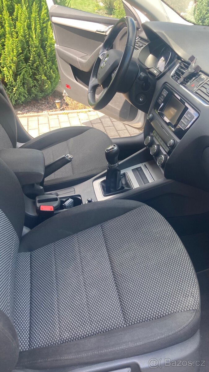 Škoda Octavia 3 1.6 TDi combi - 12