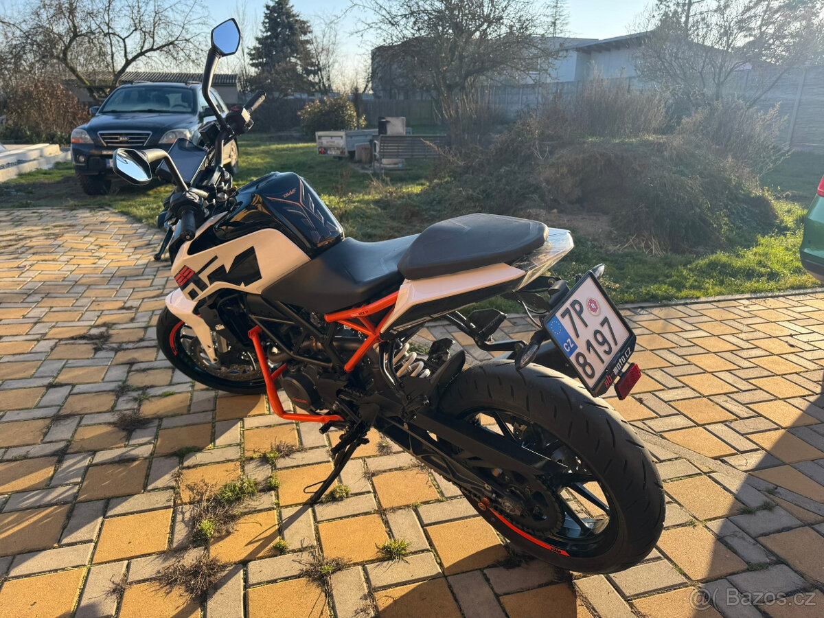 KTM Duke 125, 33tkm, rok 2017 - 12