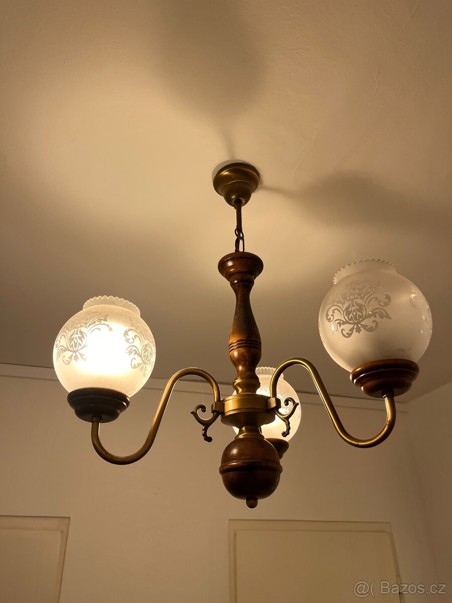 ZDARMA ZA ODVOZ KUCHYNĚ, DVĚRE, NÁBYTEK, SPOTŘEBIČE, SKŘÍNĚ - 12