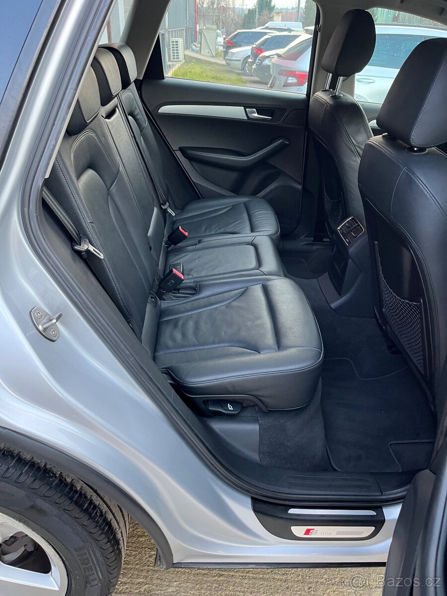 Audi Q5 2.0 TDI S-Line Quattro = 125kW, A/T, Navi, F1 = - 12