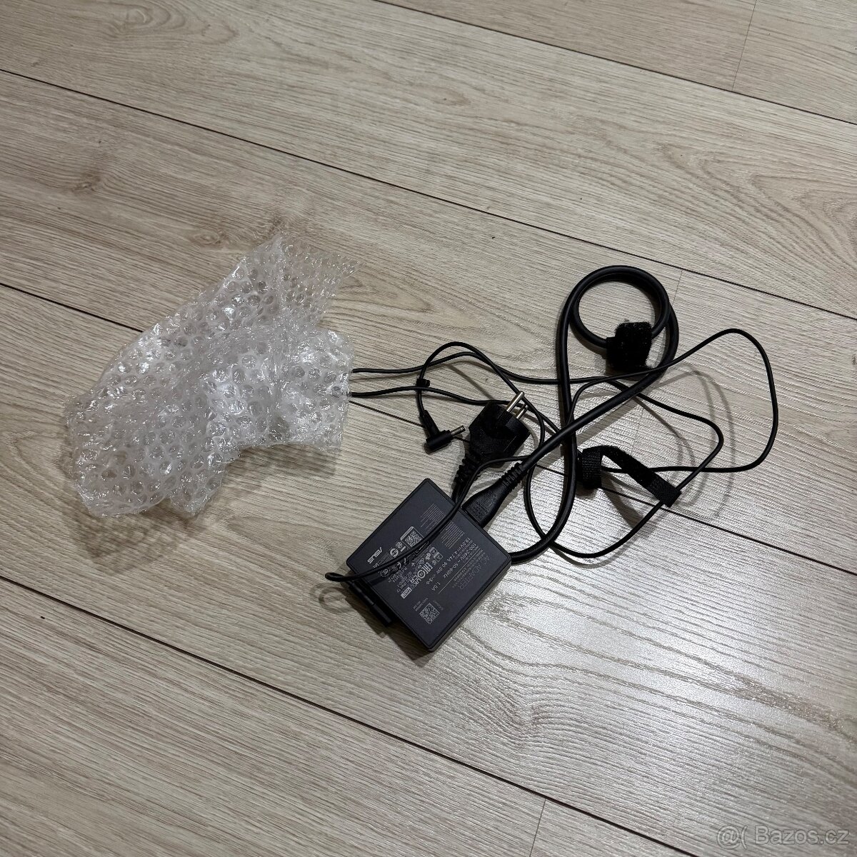 ASUS Vivobook S BAPE Edition - 12