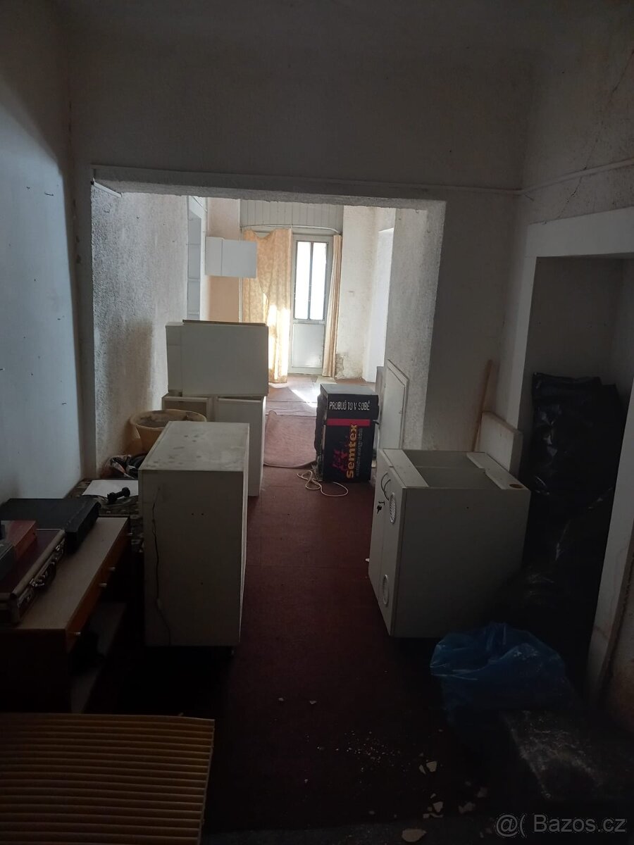 Pronájem domu v centru Bojkovic - 12