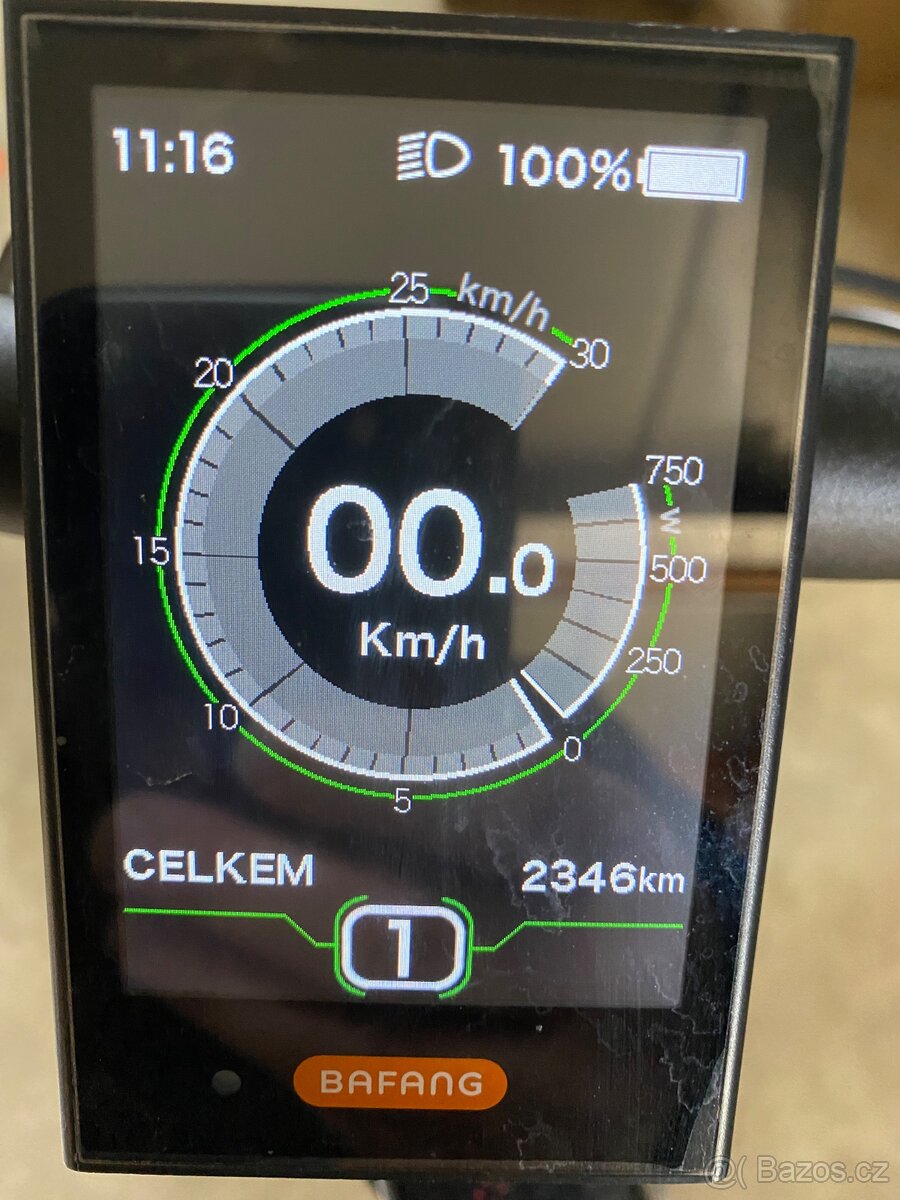 Elektrokolo Crussis 900Wh - 12