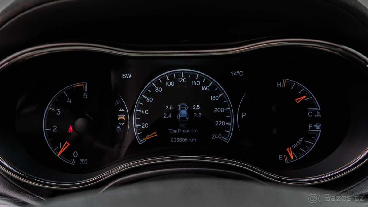 Jeep Grand Cherokee 3.0L V6 CRD Limited S-Model - 12