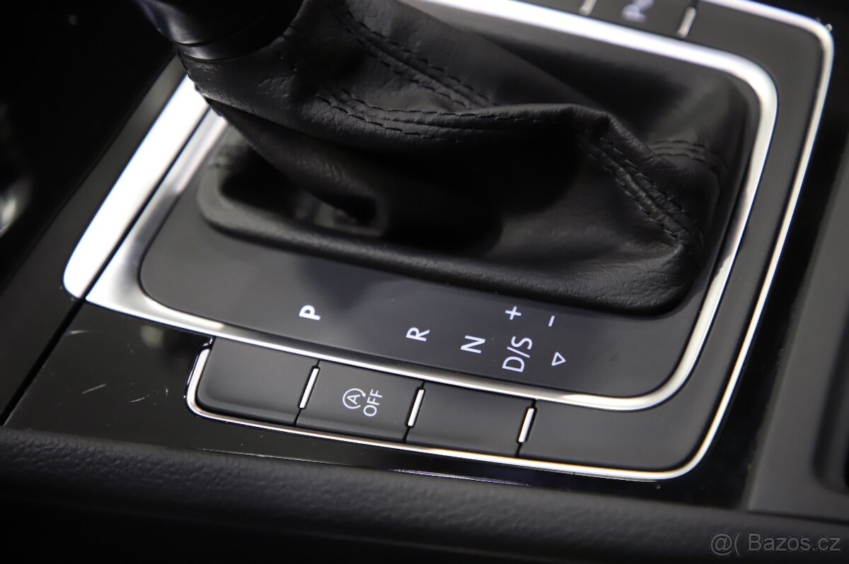 VW Golf 7 Variant Highline 2.0 TDI 110kW - záruka Autodraft - 12