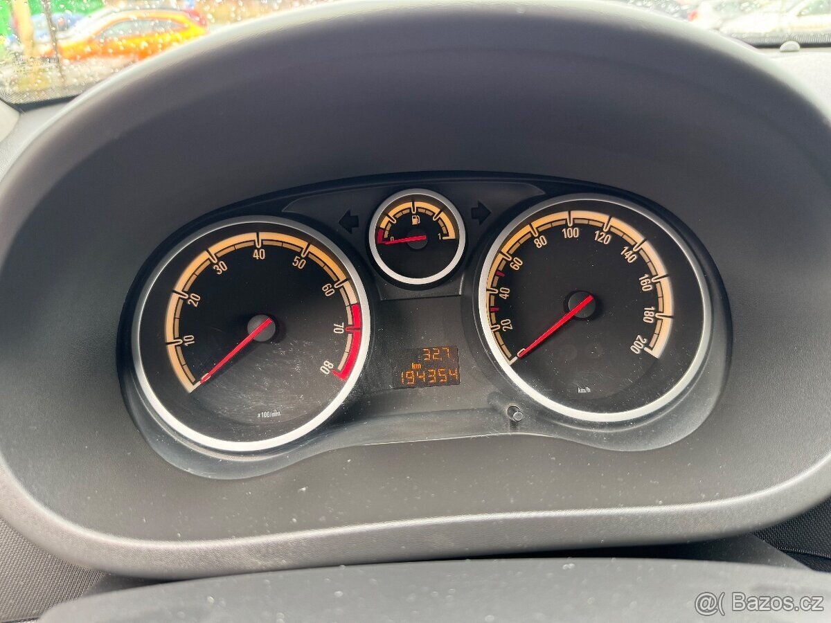 Opel Corsa - 12