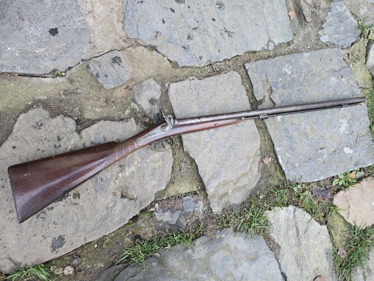 HISTORICKÁ ZDOBENÁ BROKOVNICE- PŘEDOVKA - 12