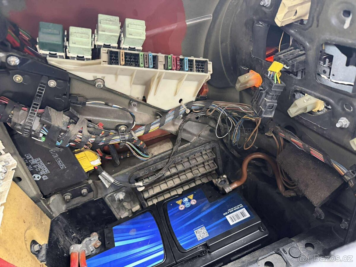 Náhradní díly BMW e39 cosmosschwarz - 12