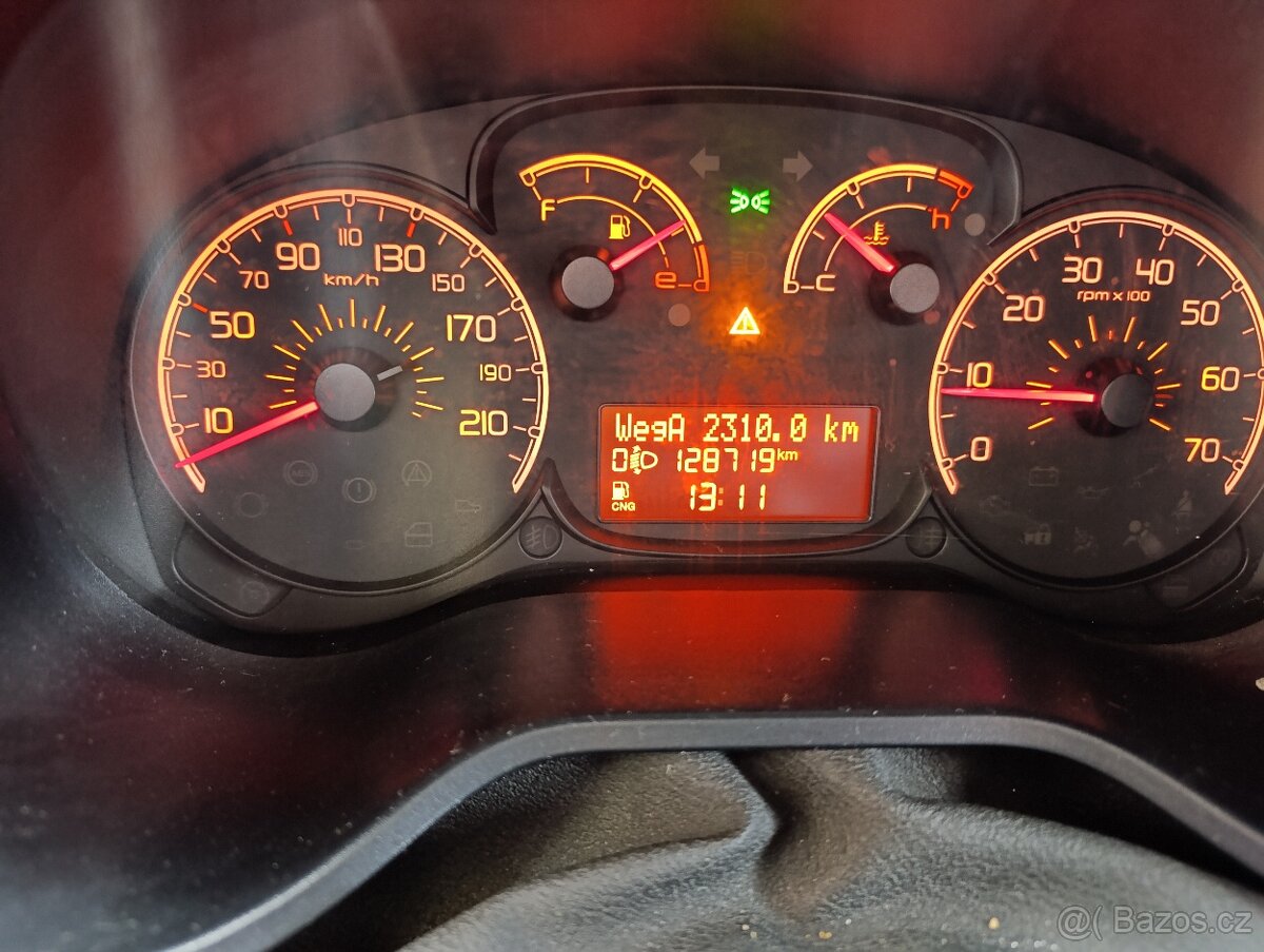 Fiat Doblo Cargo CNG 125tkm - 12