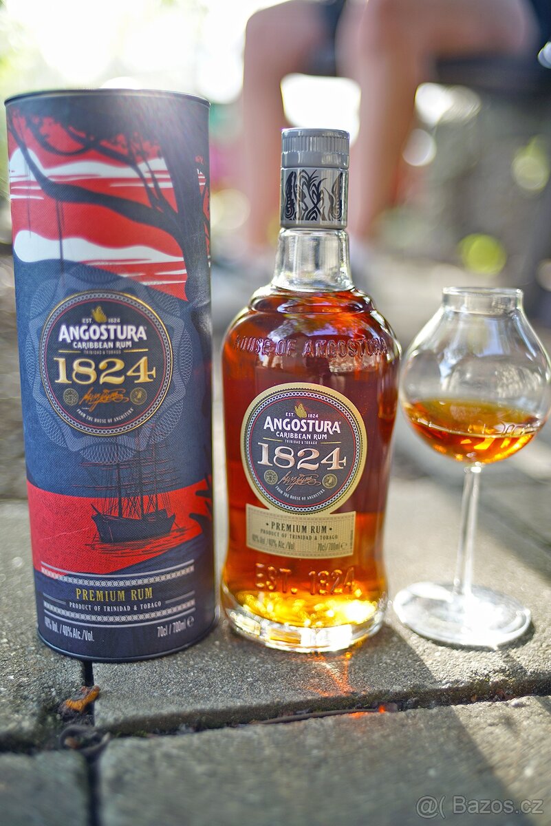 Leica Summilux R 35/1.4 Germany, #3.2M, 1983 - 12