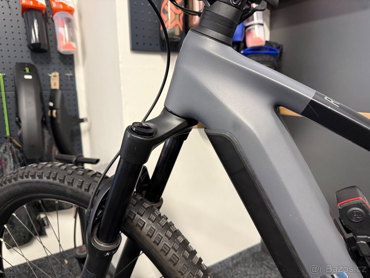 CUBE Stereo Hybrid 140HPC RACE 625 vel.M 1696 KM KARBON - 12