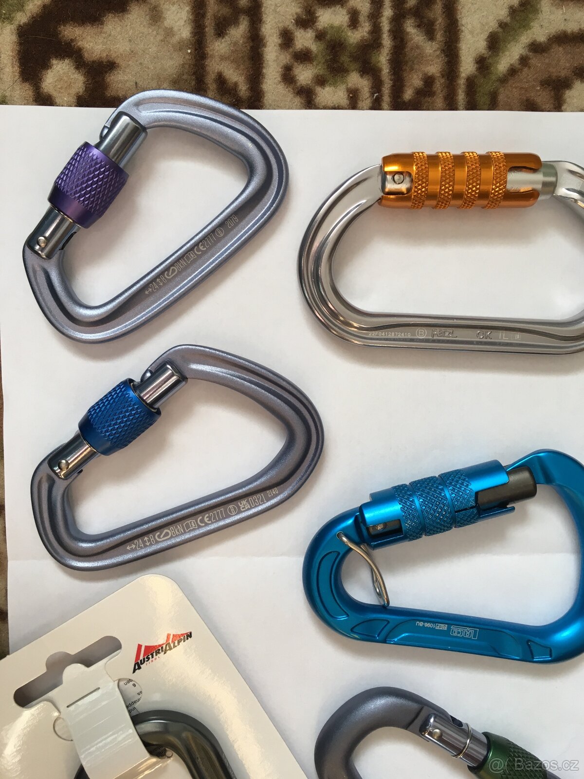 Karabíny karabínky 3 x triple-lock, 2 x screw-lock, nové - 12